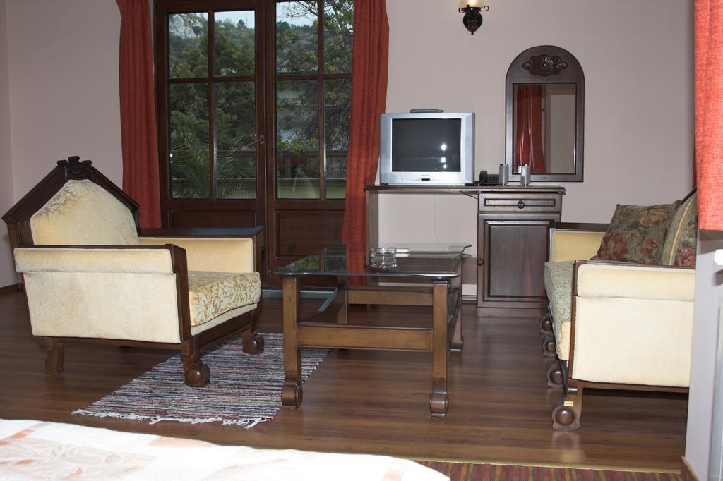 Hotel Old Times Asenovgrad Room photo